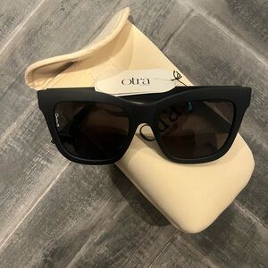 Black Women's Sunglasses